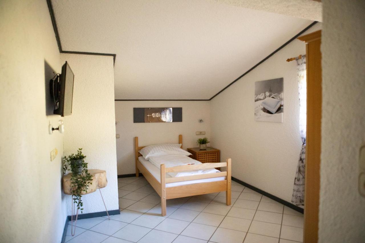 Hotel Wildrose Neukirchen am Grossvenediger Ngoại thất bức ảnh