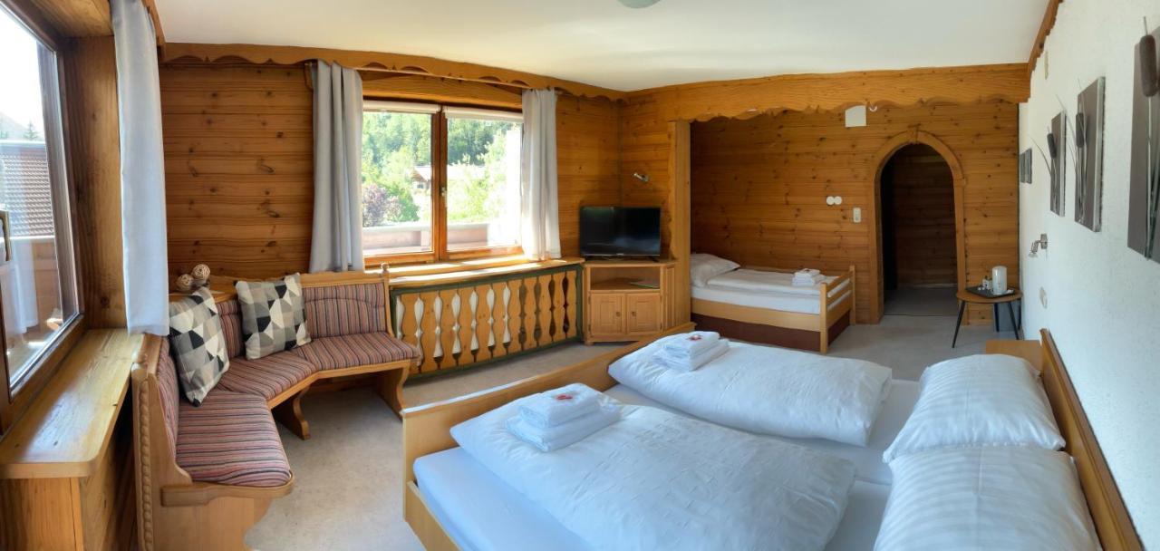 Hotel Wildrose Neukirchen am Grossvenediger Ngoại thất bức ảnh