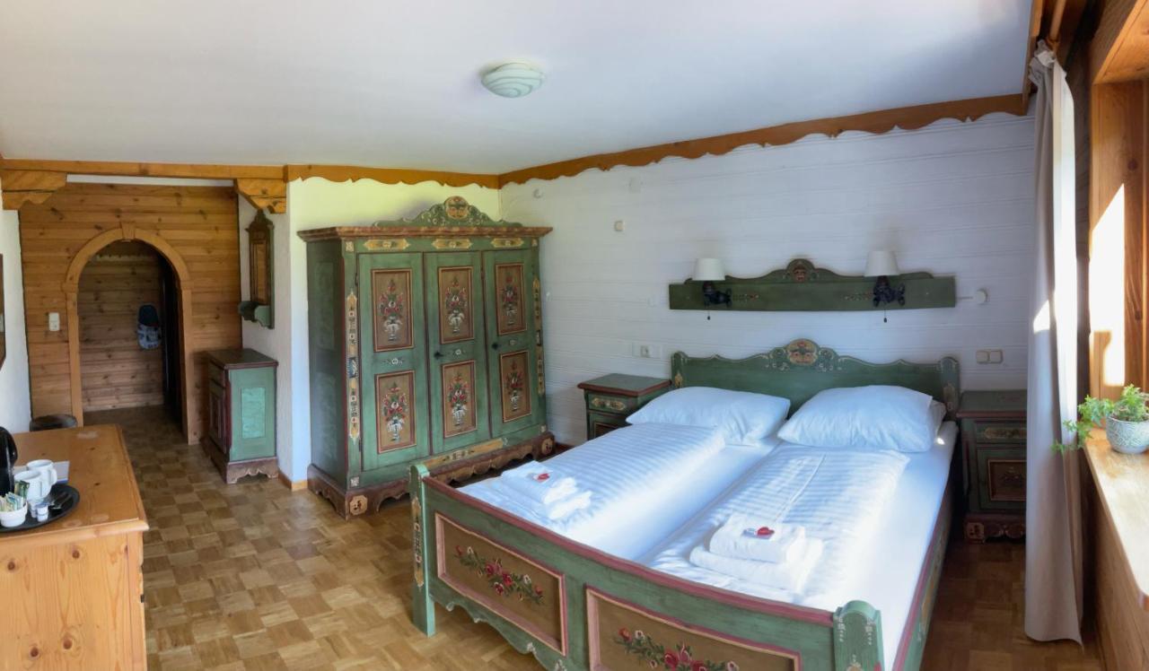 Hotel Wildrose Neukirchen am Grossvenediger Ngoại thất bức ảnh